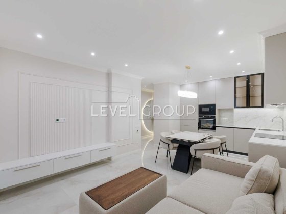 Продаж сучасної видової дизайнерської євродвушки в ЖК “Ok'Land” Київ