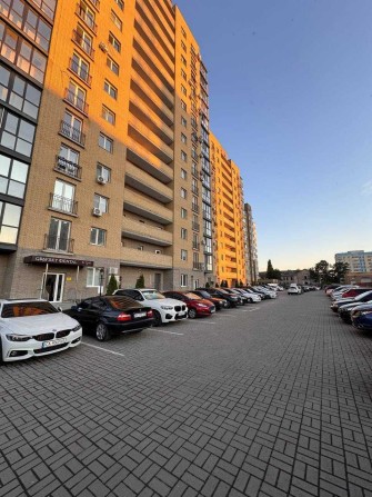 Продаж 2к квартири ЖК Графський з чорновими роботами - фото 1