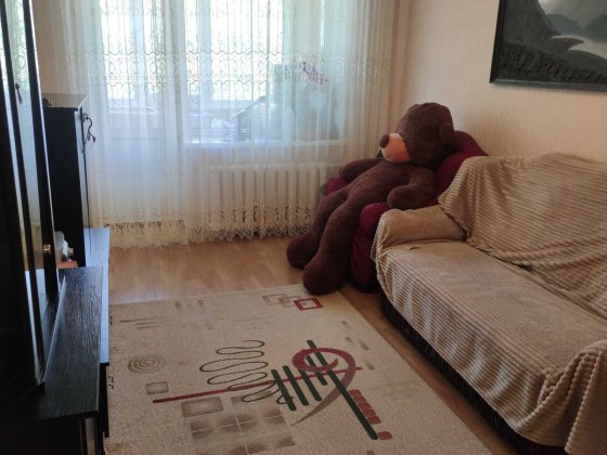 3к квартира з оемонтом, меблями та технікою в р-ні ринку "Нива" (С1) Чернигов