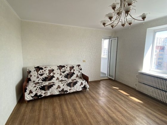 Продам 2х кім. У відмінному стані 9/9 цегл. вул. Богуна Чернигов