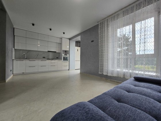 Незалежності 19| Новий ремонт| Без % | Програми Так| 3 поверх, 43м² Чернігів