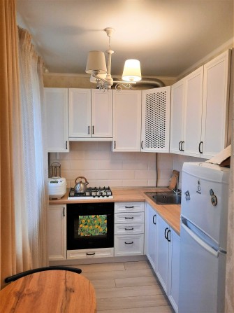 3 комнатная квартира в районе гостиницы Украина mn - фото 1