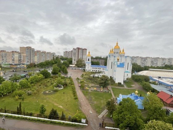 Продам 3-х кімнатну квартиру ринок Нива Чернигов