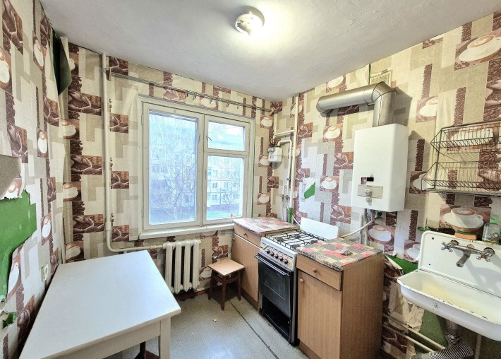 3-х кімнатна квартира вул. Вокзальна 3 поверх кімнати окремі 3 поверх - фото 1