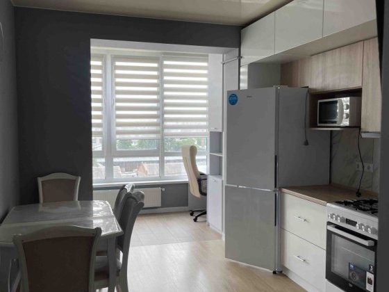 Продам квартиру та комірку в Новобудові ЖК  Домбровський. Житомир