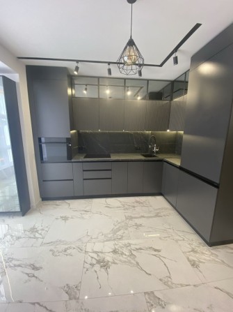 Продаж СУПЕР, Дворівневої 3 к. квартири з ДИЗАЙНЕРСЬКИМ РЕМОНТОМ - фото 1