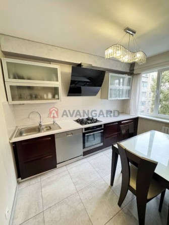 Продам 3 х комн кв с ремонтом 51000 Калиновая - фото 1