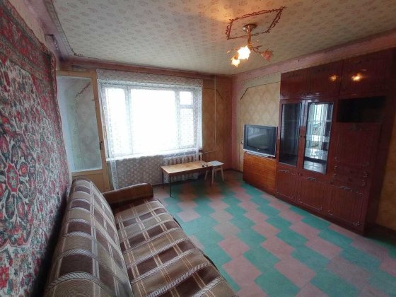 Продам уютную 2к на 12 Квартал.Терра. Квартальная Днепр