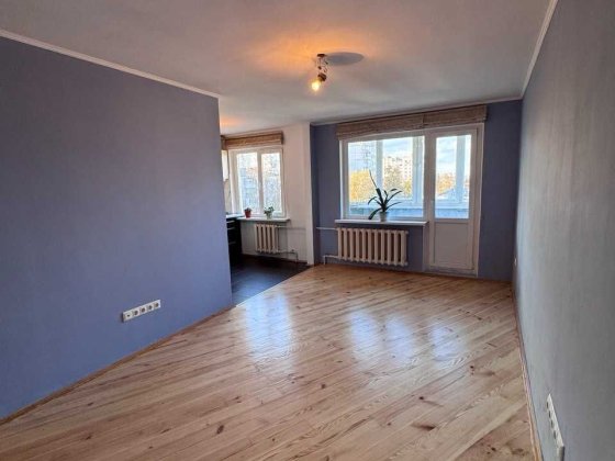 № 13851 - 3 к. квартира, Центр, Хлібна, в хорошому стані, не кутова Житомир