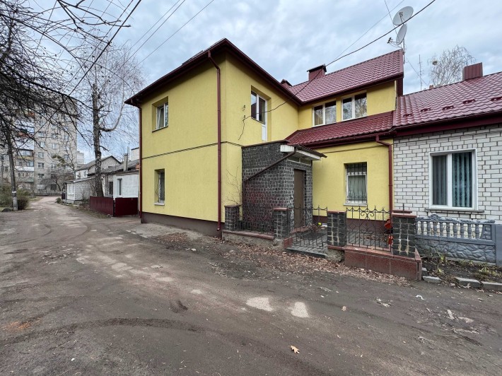 Багаторівнева квартира 214 м² для життя, бізнесу або оренди в ЦЕНТРІ - фото 1