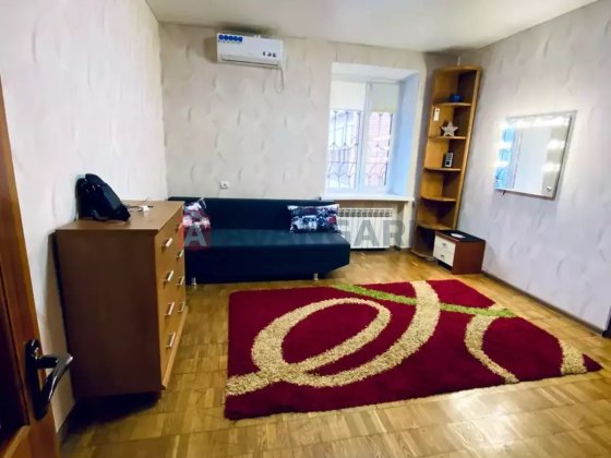 Затишна 2-к квартира в центрі міста, 2/5 Днепр