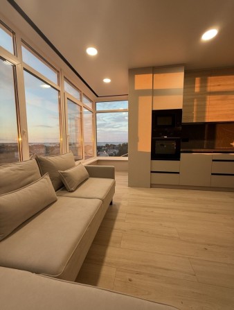 Сучасна 3-а квартира з окремими кімнатами. Новобуд - фото 1