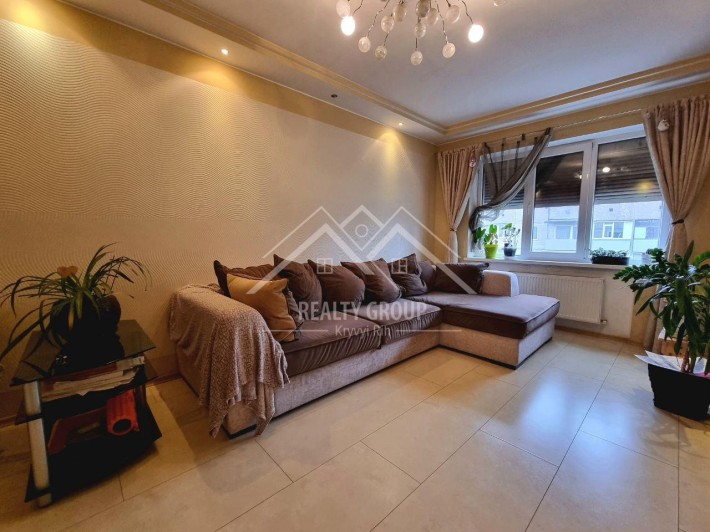 Продаж 3к "чешки" з автономним опаленням в Металургійному районі - фото 1