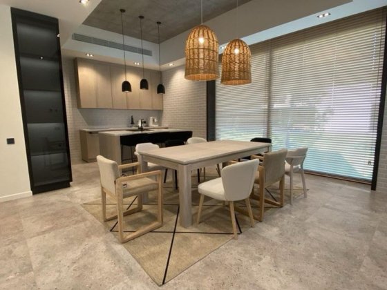 ОРЕНДА БУДИНКУ — КМ Goodlife Park Загальна площа: 220 м²