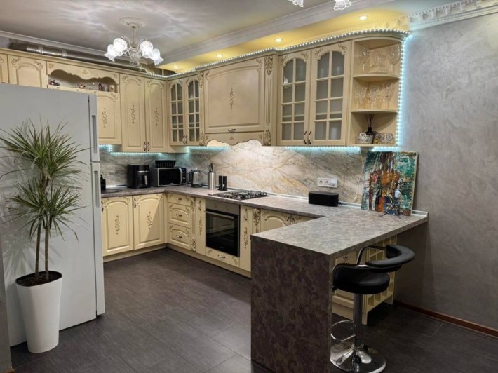 Оренда таунхаус у передмісті Києва- Гостомель - фото 1