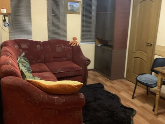 Сдам до лета  двухэтажный, двухкомнатный домик Черноморск