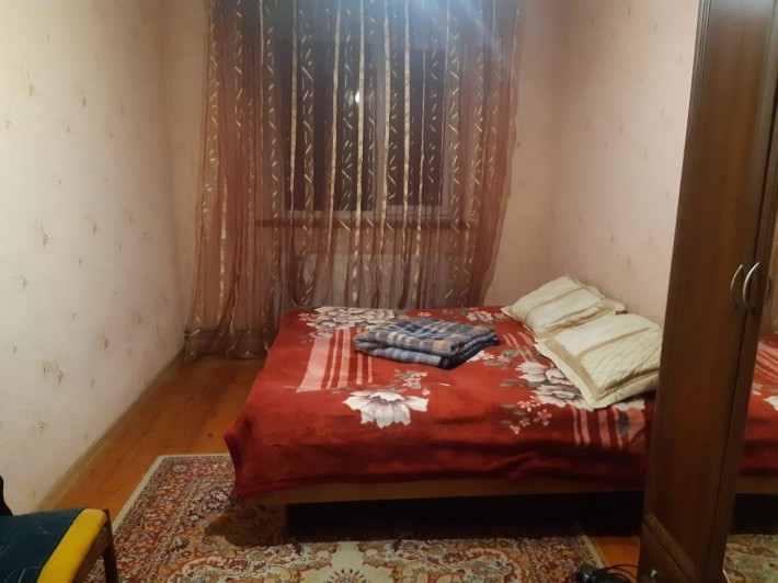 Здам пів будинку,дві кімнати,кухня,ванна,коридор,квартира вмебльована. - фото 1