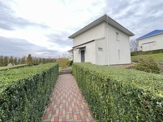 Орендна окремого котеджу Лезнево/ безпечно Хмельницкий