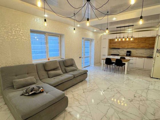 Оренда кутового таунхауса в Бучі, вул. Вокзальна Буча