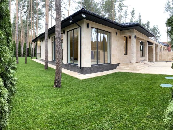 Без комісії! Лісова Буча - басейн, автономне живлення, сонячні панелі. Буча