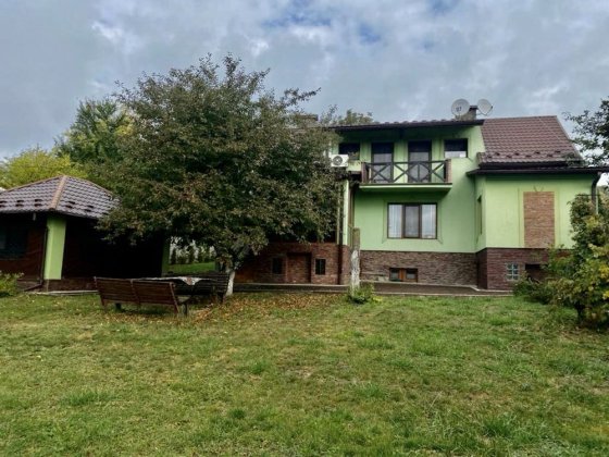 Здається будинок Чернівці