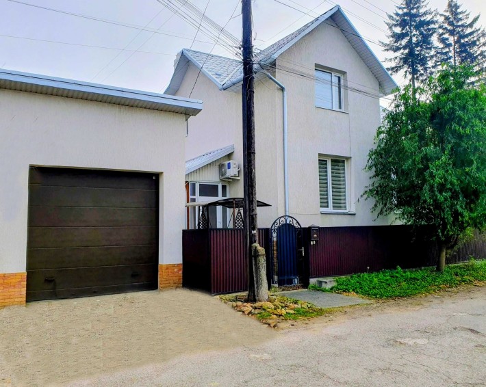 Здається 4-х кімнатний БУДИНОК в ЦЕНТРІ міста р-н вул. ГЕРОЇВ МАЙДАНУ. - фото 1