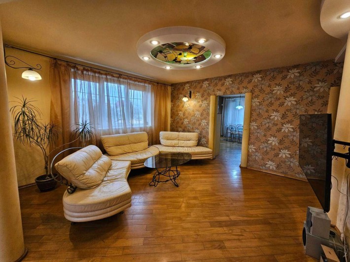 Оренда приватного будинку мкрн Табла - фото 1