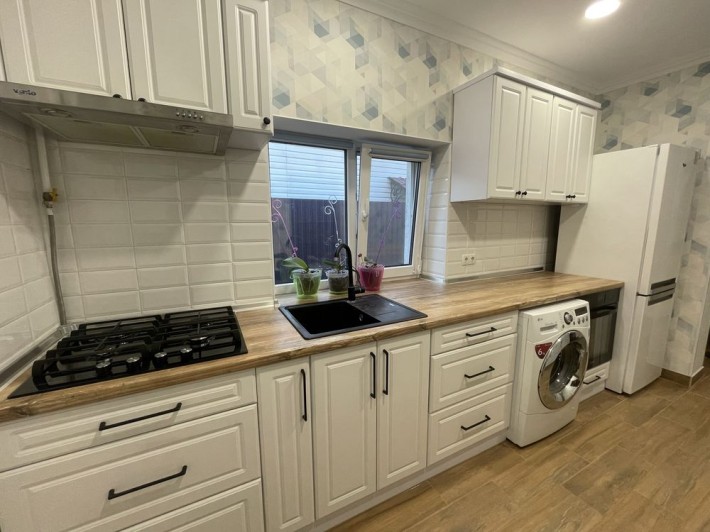 Оренда будинку по вул. Хрещатик, р-н «Казбет» - фото 1