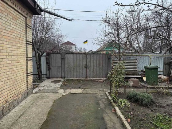 Здам у оренду півбудинку в місті Черкаси (район вул. Казбецька). Черкаси