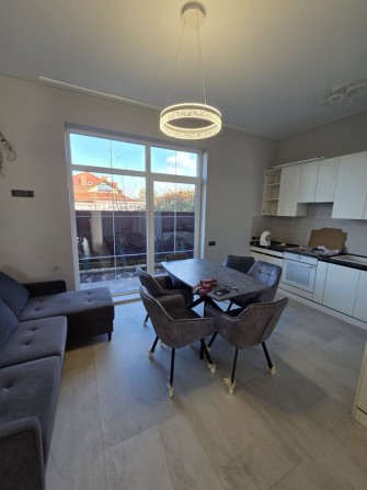 Оренда 3-кімн Таунхауса (р-н Червениця) - фото 1