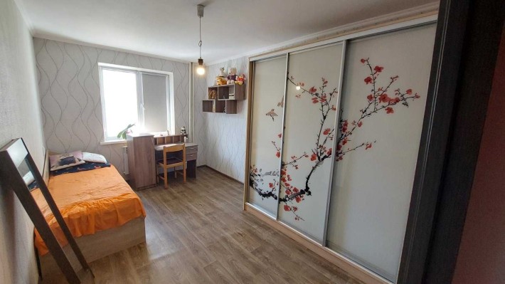 Продам 3к. квартиру вул.  О. Антонова - фото 1