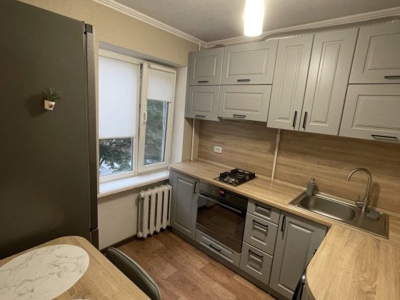 Продам 1 комнатную квартиру с ремонтом Днепр