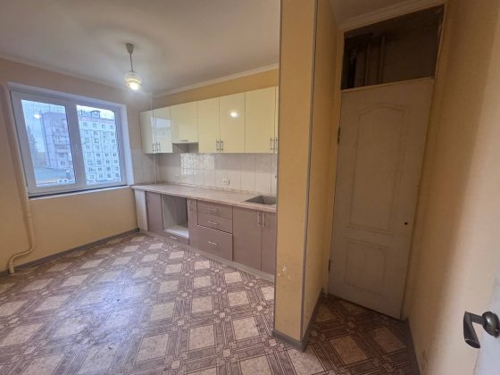 Продам трикімнатну квартиру в м.Вінниця вул.О.Антонова Винница