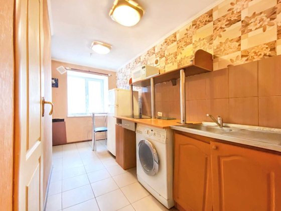 1 кім в ЦЕГЛІ житловий стан район 12 КВАРТАЛА (718101) Днепр