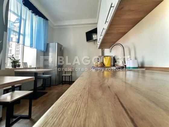 Саксаганського 106 центр 105кв.м ремонт В.Васильківська Університет Київ