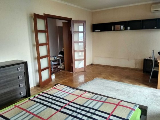 3 - комн. Центр, 102 м. кв., 9/12 кирп. ГАЗ. Днепр