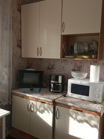 Продам 2-о кім.кв-ру у центрі! Розглядаємо під сертиф.Є-віднов-ня! - фото 1