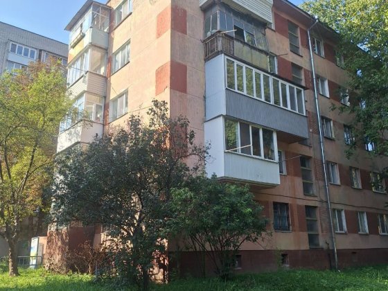 Продаж читирьохкімнатної квартири по вул.Стрілецька Винница