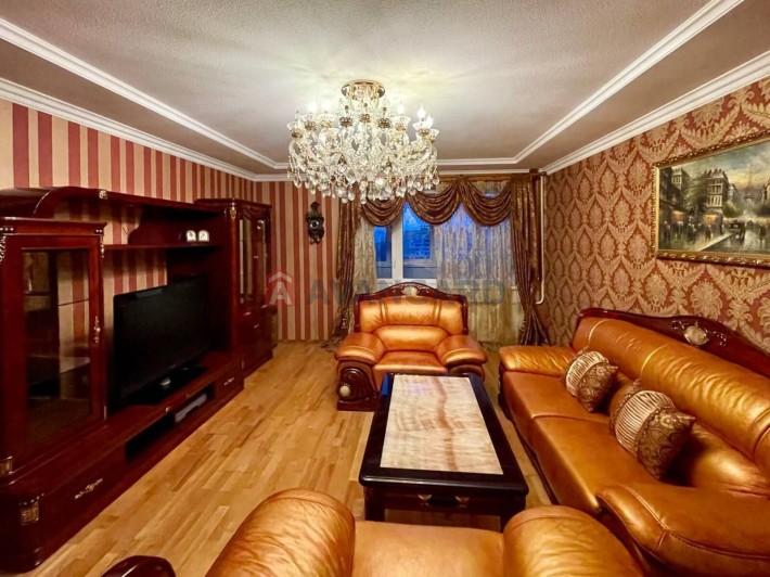 Розкішна 3-кім. квартира з видом на Дніпро, р-н Портовий - фото 1