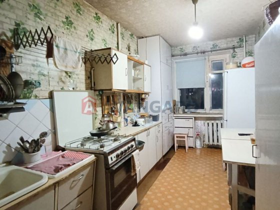 Продам 3 ком. квартиру на ж.м. Красный Камень 78 м 2 Дніпро