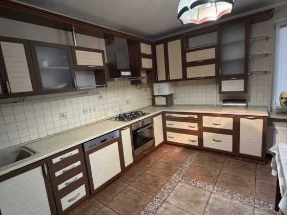 3 кім р-н ПЛОЩІ, 120 м вул Г. Полуботка 6А АВТОНОМКА ремонт Чернигов