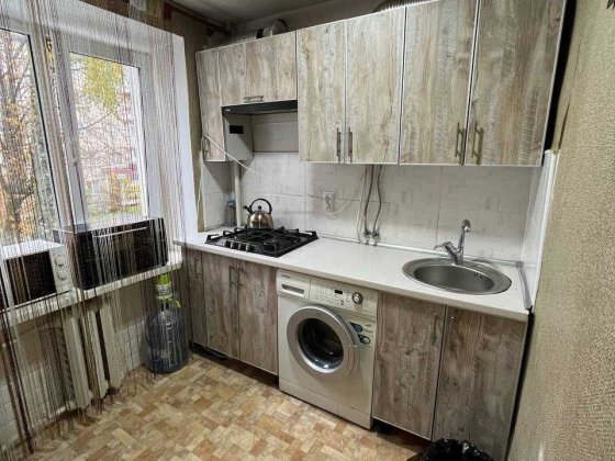 (7) Продаж 2 к. квартири на Вишенці (9499)