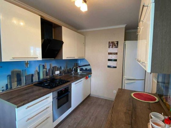 3-х кімнатна квартира, Лесі Українки, центр, Днепр