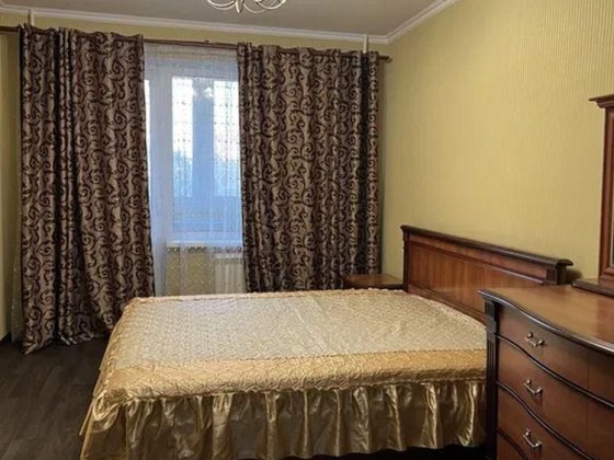 Продам 3-комн квартиру в районе Шолохова ул. Днепр