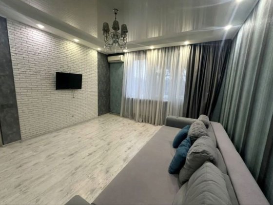 От ХОЗЯИНА Продам 3 комнатную квартиру Днепр