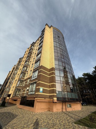 АВТОНОМКА! Продам Большую 3 комн.кв по ул.Независимости - фото 1