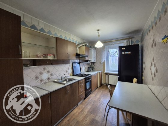 Продаю 3-к квартиру на Ближньому замості Винница