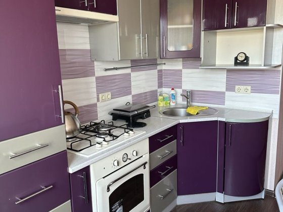 Продам 3-х кімнатну квартиру по вул. Б. Тена Житомир