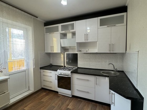 Продаж 1- но кімнатної квартири в центрі міста,ЦУМ, 19 школа Чернигов