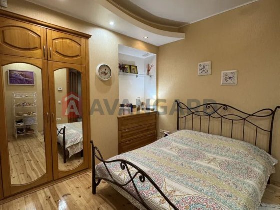 Продам 3-х комнатную квартиру Центр Парк Глобы С.Хороброго Днепр